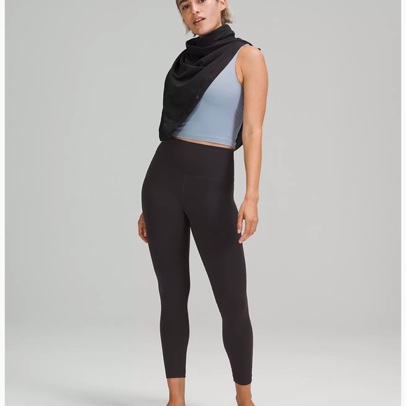 Lululemon Customizable Snap Scarf - Picture 6 of 11